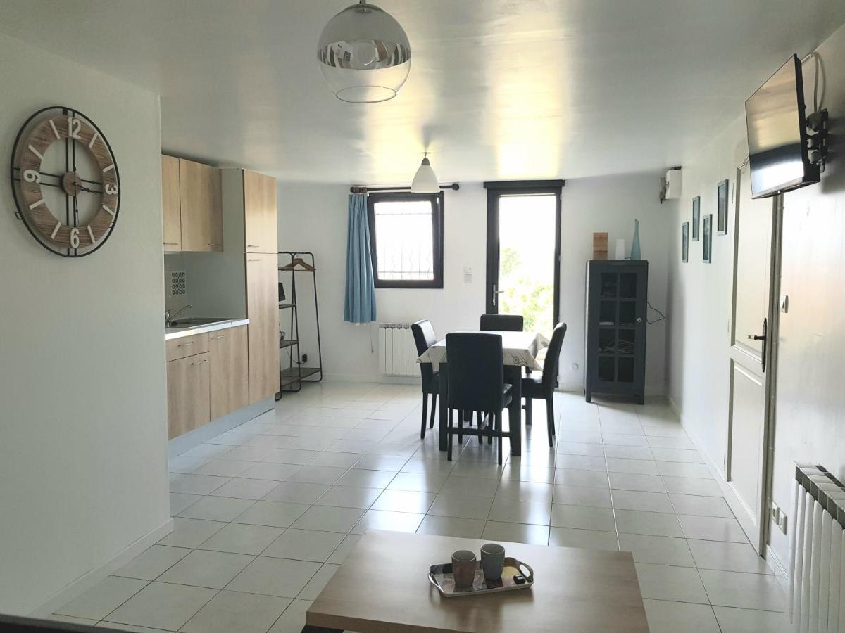 Appartement Independant Dans Maison Au Calme Pugny-Chatenod Ngoại thất bức ảnh